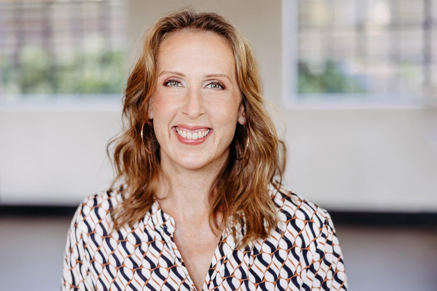 Annick Weikert lächelt in die Kamera